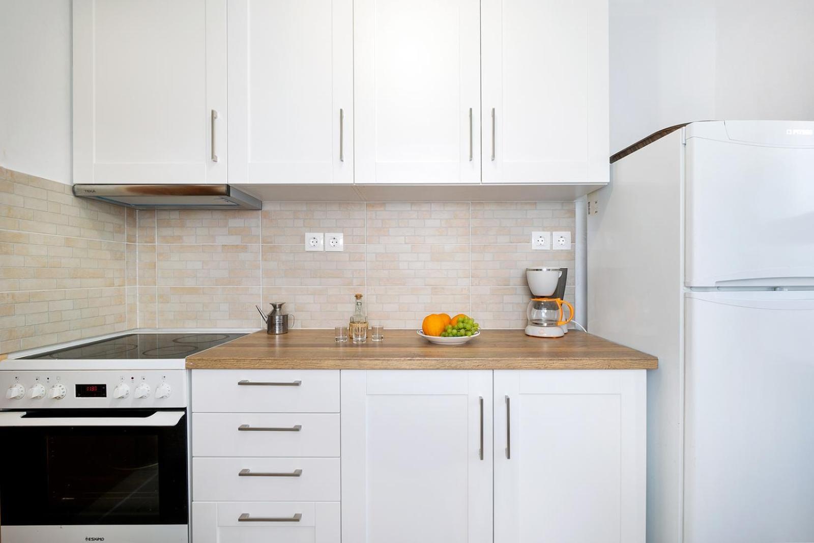 Eleni Residences คาลีเวส ภายนอก รูปภาพ