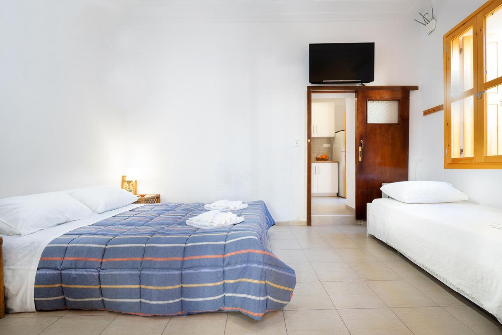 Eleni Residences คาลีเวส ภายนอก รูปภาพ
