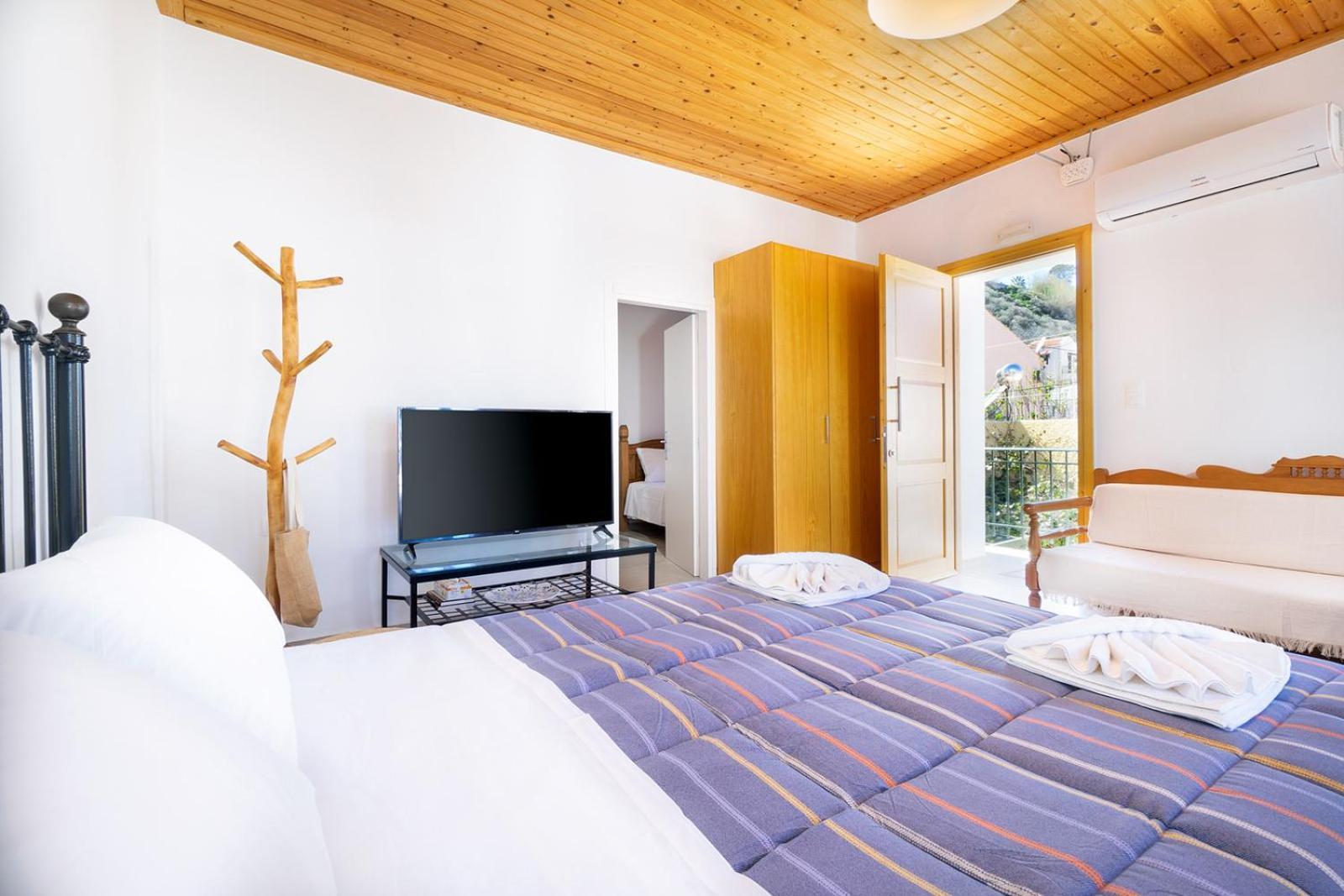 Eleni Residences คาลีเวส ภายนอก รูปภาพ