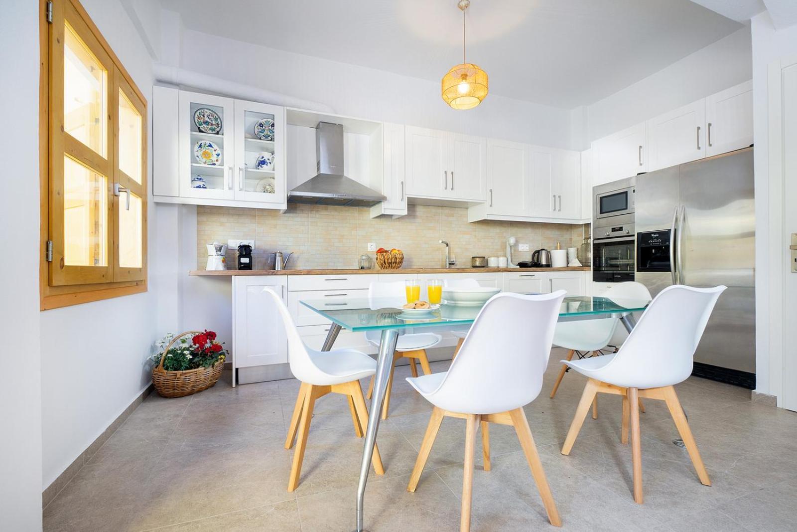 Eleni Residences คาลีเวส ภายนอก รูปภาพ